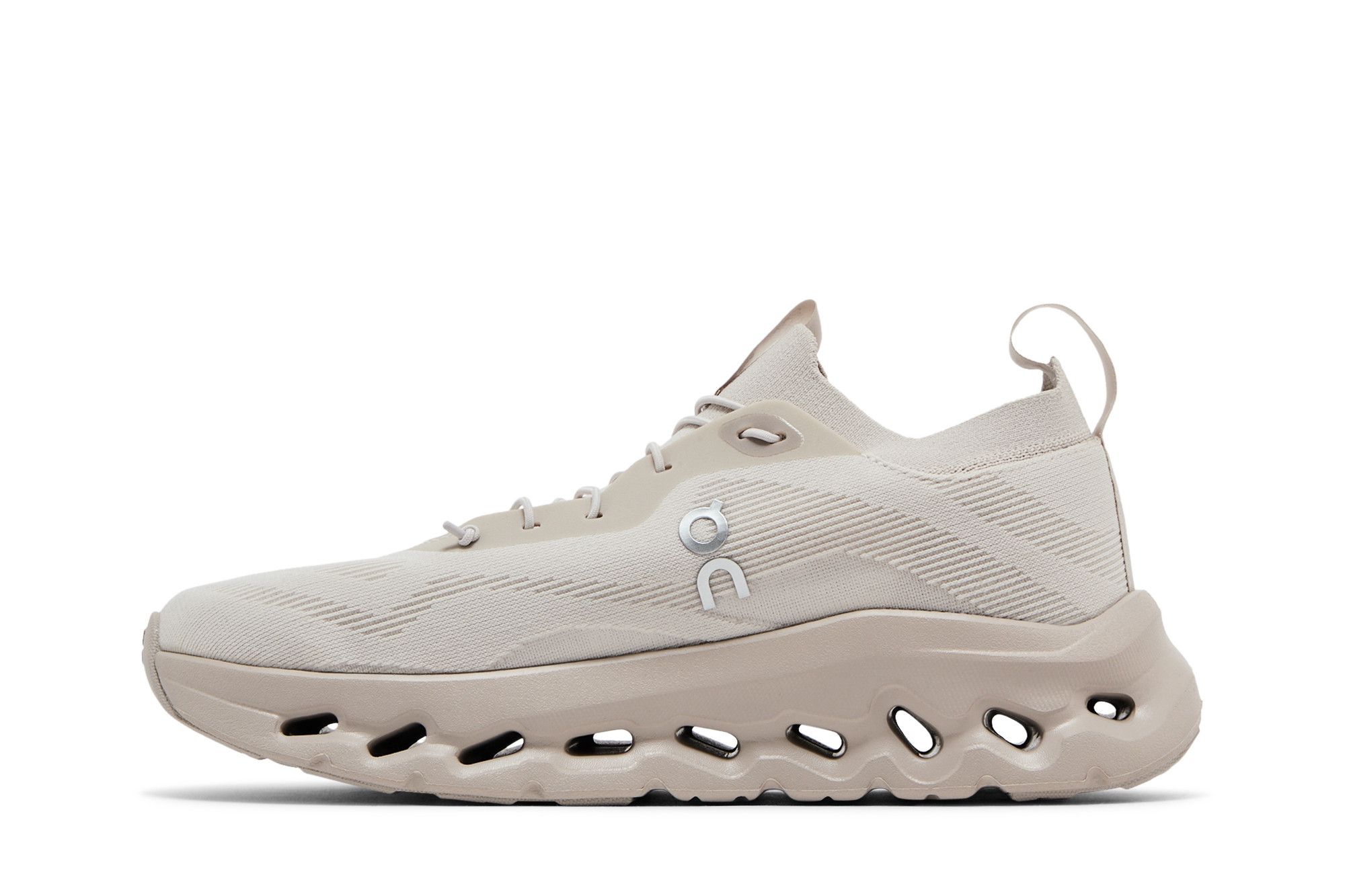 Lookbook (W) LOEWE x On Cloudtilt 米色休闲运动鞋 - 缓震防滑款式 3WD30310554