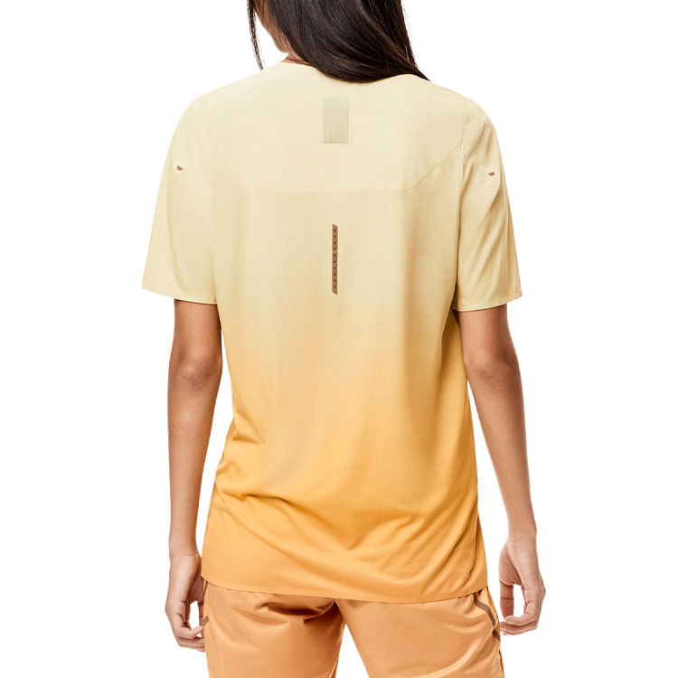 Purchase (W) LOEWE x On SS22 Kaos Olahraga Wanita Gradient Oranye Capsule. S929Y22X02-6228