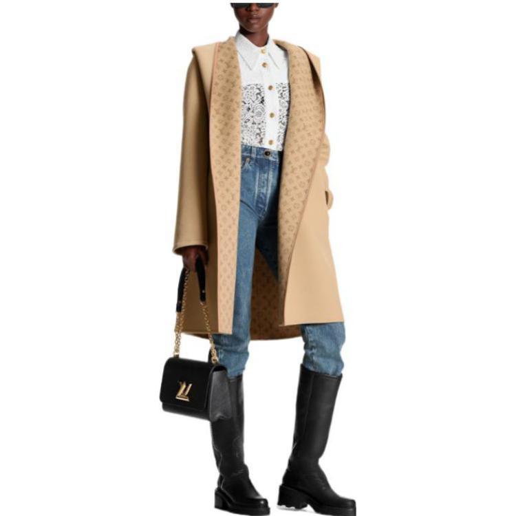 Lookbook (W) 路易威登 休閒標誌印花連帽外套 卡其色。 1AAASL