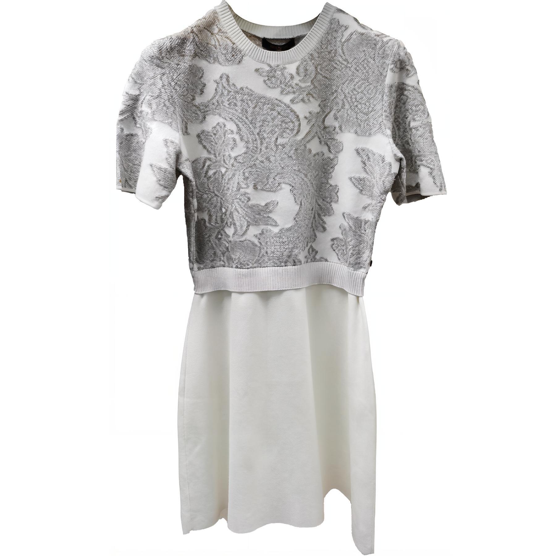 (Women) Louis Vuitton  Casual Silver-White Crewneck Short Sleeve Dress RW181B