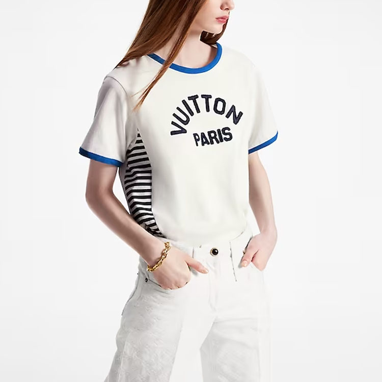 (Women) LOUIS VUITTON  Flocked Logo Crewneck T-Shirt White SS23. 1ABCFQ 圖 4