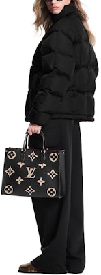 (Women) LOUIS VUITTON Pillow Puffer Jacket Black Relaxed Fit 1AHEML Sizing (Women) LOUIS VUITTON Pillow Puffer Jacket Black Relaxed Fit 1AHEML