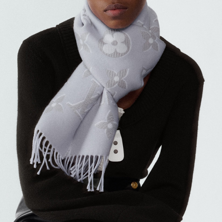 (Women) Louis Vuitton  Purple Tassel Warm Knit Scarf M78895 圖 6