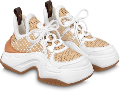 LOUIS VUITTON Archlight 2.0 厚底系帶低筒運動休閒鞋 女款 白褐色 Lookbook LOUIS VUITTON Archlight 2.0 厚底系帶低筒運動休閒鞋 女款 白褐色
