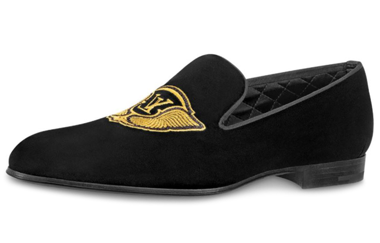 (Women) Louis Vuitton Auteuil Loafer 'Black Crest Velvet' 1A45W9