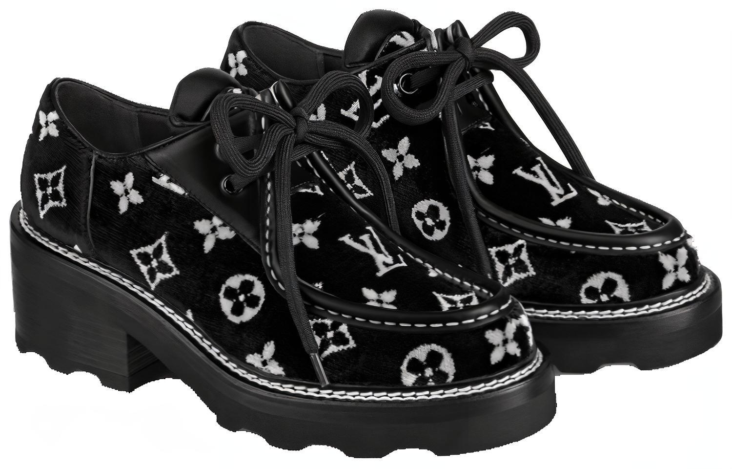 Lookbook (W) Kasut Platform Louis Vuitton Beau Bourg 'Hitam dengan Monogram Putih' 1A95Y9