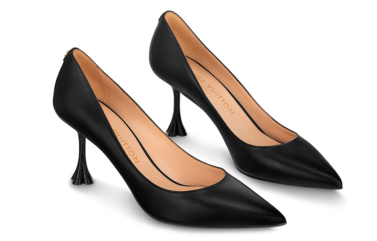 Lookbook (W) Louis Vuitton Blossom 'Sepatu Hak Runcing Hitam' 1ACAST