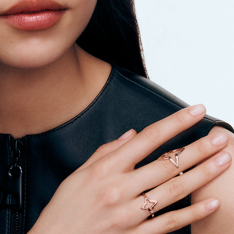 Details for (W) Cincin Terbuka Louis Vuitton Blossom Wanita Emas Rose. Q0I23A