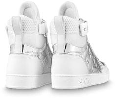 (W) 路易威登银白色高帮板鞋 1A95QV Purchase (W) 路易威登银白色高帮板鞋 1A95QV