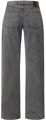 (Women) LOUIS VUITTON Classic Flared Denim Jeans Women’s Black 1AGBK9 Lookbook (Women) LOUIS VUITTON Classic Flared Denim Jeans Women’s Black 1AGBK9