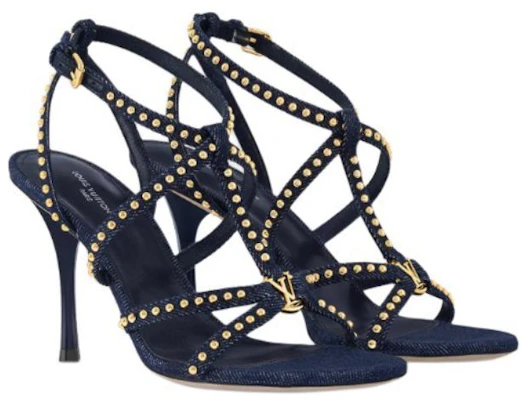 (W) Sandal Denim Louis Vuitton Biru dengan Gesper Metal Dekoratif. 1ACIUE Lookbook (W) Sandal Denim Louis Vuitton Biru dengan Gesper Metal Dekoratif. 1ACIUE