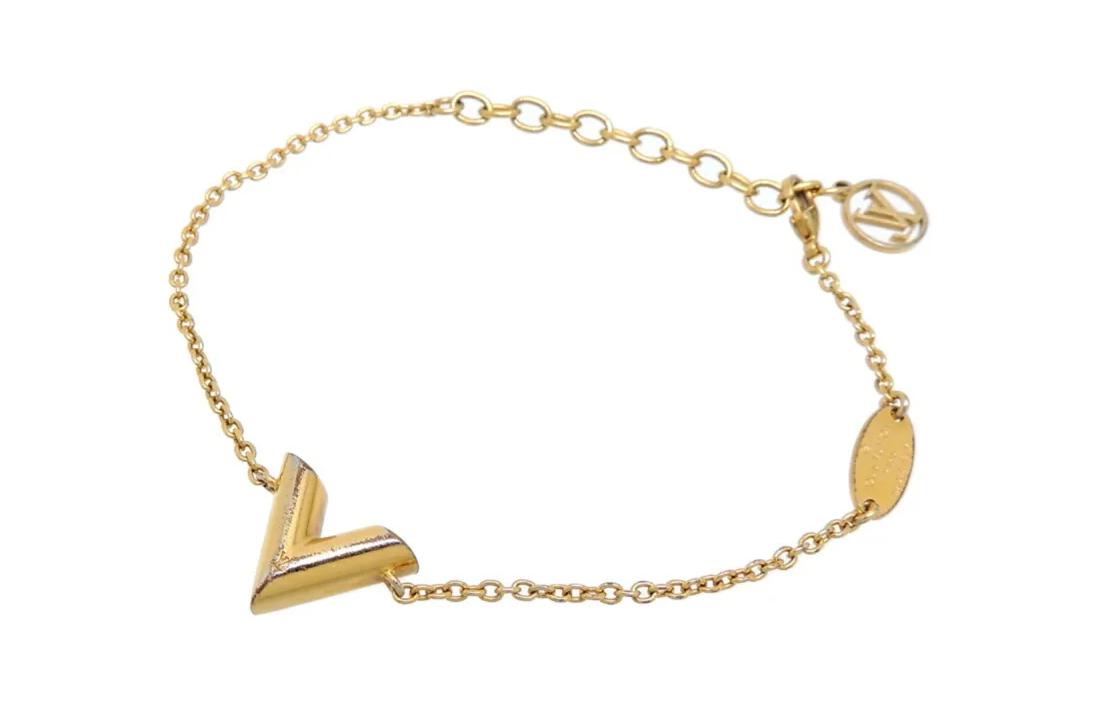 (Women) Louis Vuitton Essential V Gold Brass Fashion Bracelet M61084 圖 4
