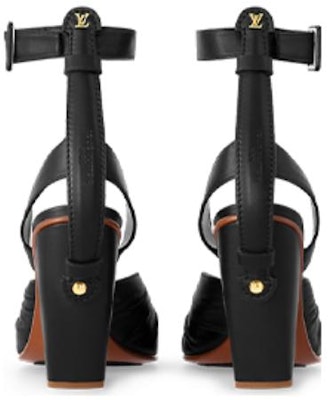 (W) Louis Vuitton Sandal Slip-On Hitam Nyaman Fashion 1AC6JV Shop (W) Louis Vuitton Sandal Slip-On Hitam Nyaman Fashion 1AC6JV