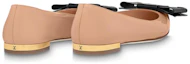 Shop (W) Louis Vuitton Sepatu Fashion Ujung Lancip 'Beige' 1AC8XK