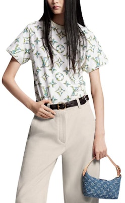 (Women) LOUIS VUITTON Floral Monogram Crewneck T-Shirt SS24 White Tee. 1AFGRS Lookbook (Women) LOUIS VUITTON Floral Monogram Crewneck T-Shirt SS24 White Tee. 1AFGRS