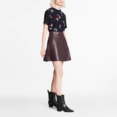 (W) Camiseta Negra Mujer Slim Fit Cuello Redondo Estampado Floral Louis Vuitton 1A88S5 Lookbook (W) Camiseta Negra Mujer Slim Fit Cuello Redondo Estampado Floral Louis Vuitton 1A88S5