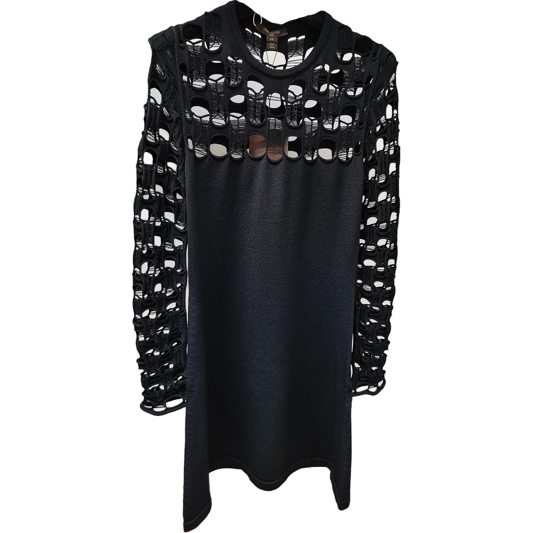 (Women) LOUIS VUITTON FW20 Black Solid Long Sleeve Cutout Dress Women FBKD44