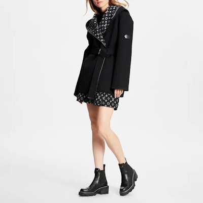 (Women) LOUIS VUITTON FW21 Wool Tie-Wrap Hooded Coat Black 1A99KF Shop (Women) LOUIS VUITTON FW21 Wool Tie-Wrap Hooded Coat Black 1A99KF