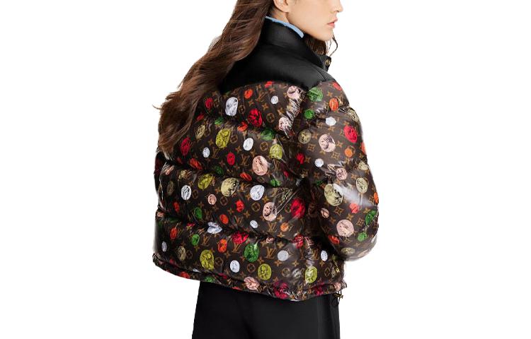 Lookbook (W) 루이비통 FW22 로고 프린트 퍼퍼 재킷 브라운 1A9AIQ