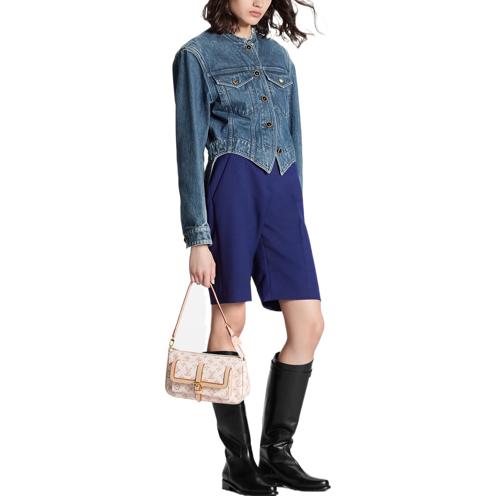 Lookbook (W) 路易威登 2022秋冬 藍色皮革單色百慕達短褲 1AA8UR