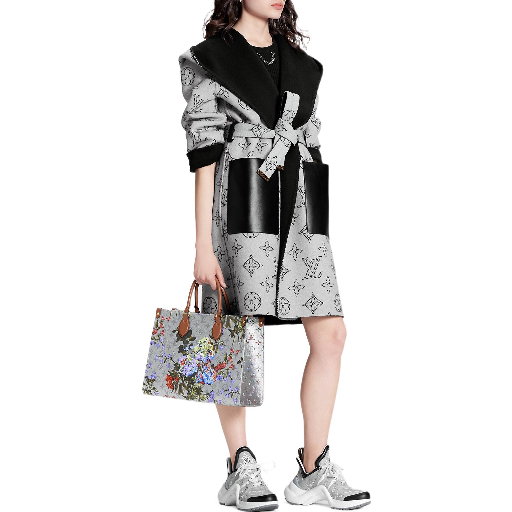 (Women) LOUIS VUITTON FW22 Flight Mode Reversible V-Neck Wrap Coat Women. 1AAK2U 圖 3