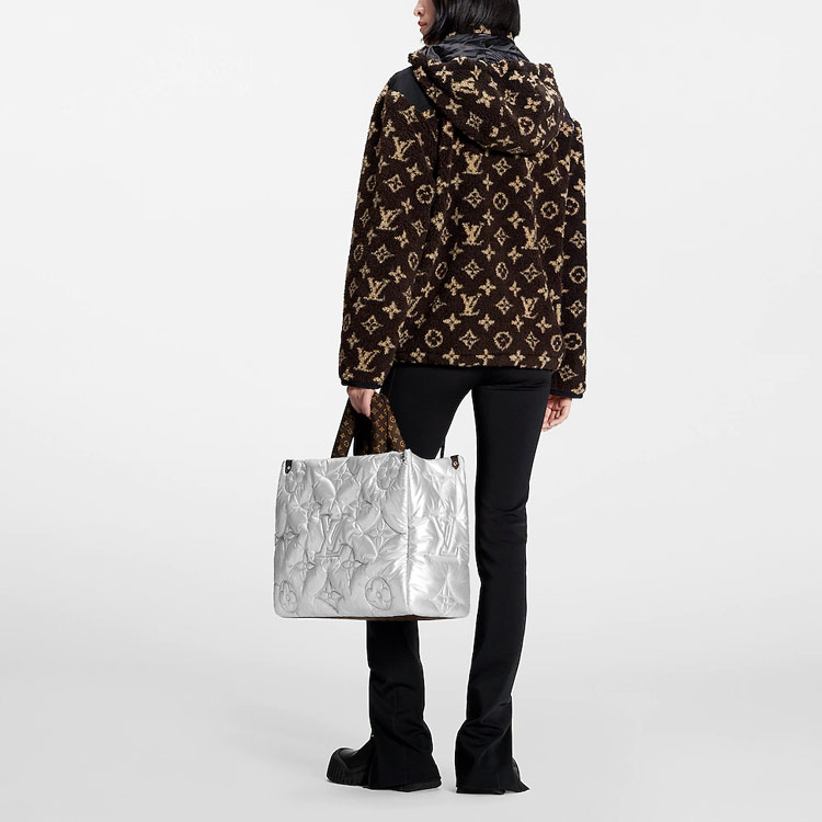 (Women) LOUIS VUITTON FW22 Logo Print Cropped Hooded Jacket Women’s Brown. 1AAKAV 圖 4