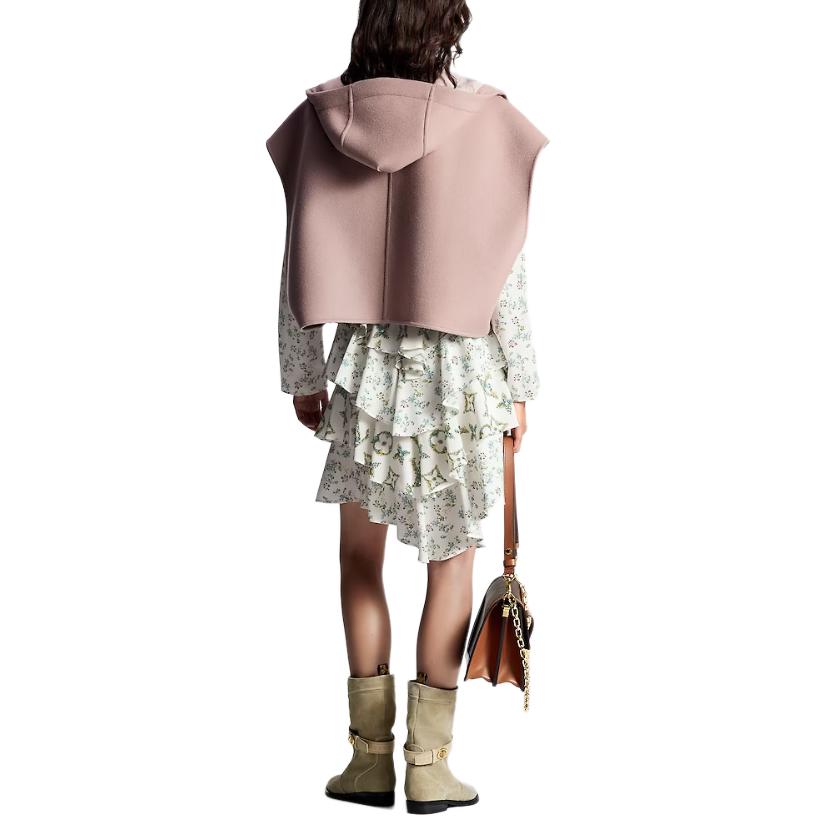 (Women) LOUIS VUITTON FW23  Solid Short-Sleeve Hooded Jacket in Dark Pink. 1AFCRX 圖 4