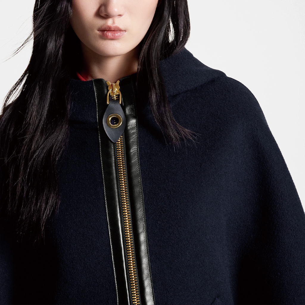 (Women) LOUIS VUITTON FW23 Monochrome Zip-Up Hooded Leather Cape Women Blue Black 1ABQNI 圖 6