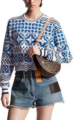 (W) LOUIS VUITTON FW23 Shorts Mujer Azul Rectos Tiro Medio Corte Deshilachado. 1ABPY3 Shop (W) LOUIS VUITTON FW23 Shorts Mujer Azul Rectos Tiro Medio Corte Deshilachado. 1ABPY3