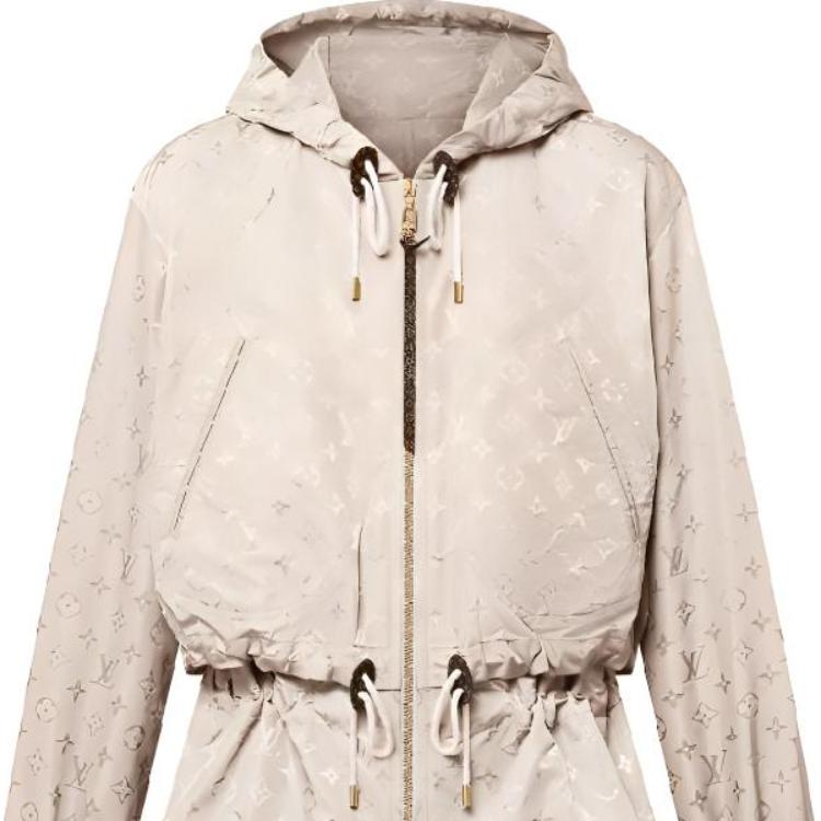 Purchase (Women) Louis Vuitton FW24 Beige Drawstring Hooded Long-Sleeve Jacket 1AGO46