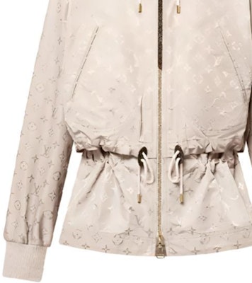 (Women) LOUIS VUITTON FW24 Beige Hooded Drawstring Long-Sleeve Jacket 1AGO48 Shop (Women) LOUIS VUITTON FW24 Beige Hooded Drawstring Long-Sleeve Jacket 1AGO48