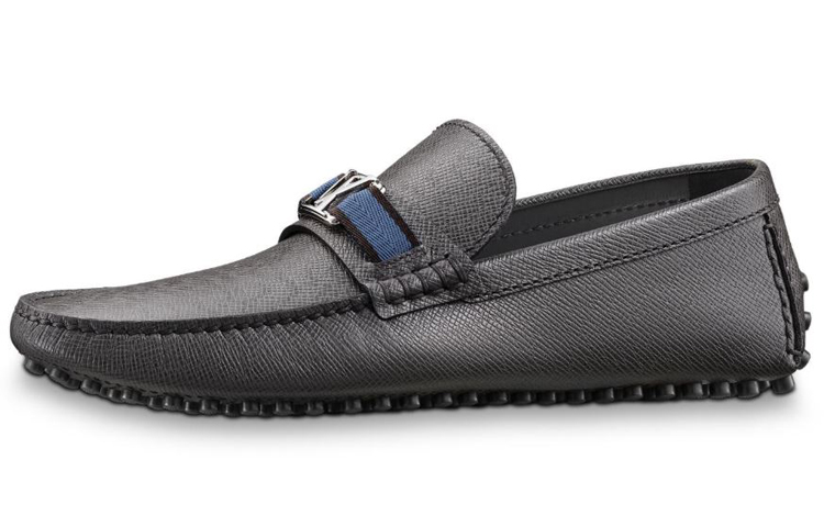 (Women) Louis Vuitton Hockenheim Moccasin 'Taiga Leather Carbon Grey' 1A3GJS