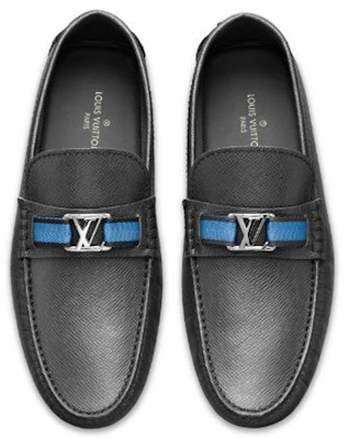 (W) Louis Vuitton Hockenheim Mocassin ''Taiga Leer Carbon Grijs'' 1A3GJS Lookbook (W) Louis Vuitton Hockenheim Mocassin ''Taiga Leer Carbon Grijs'' 1A3GJS
