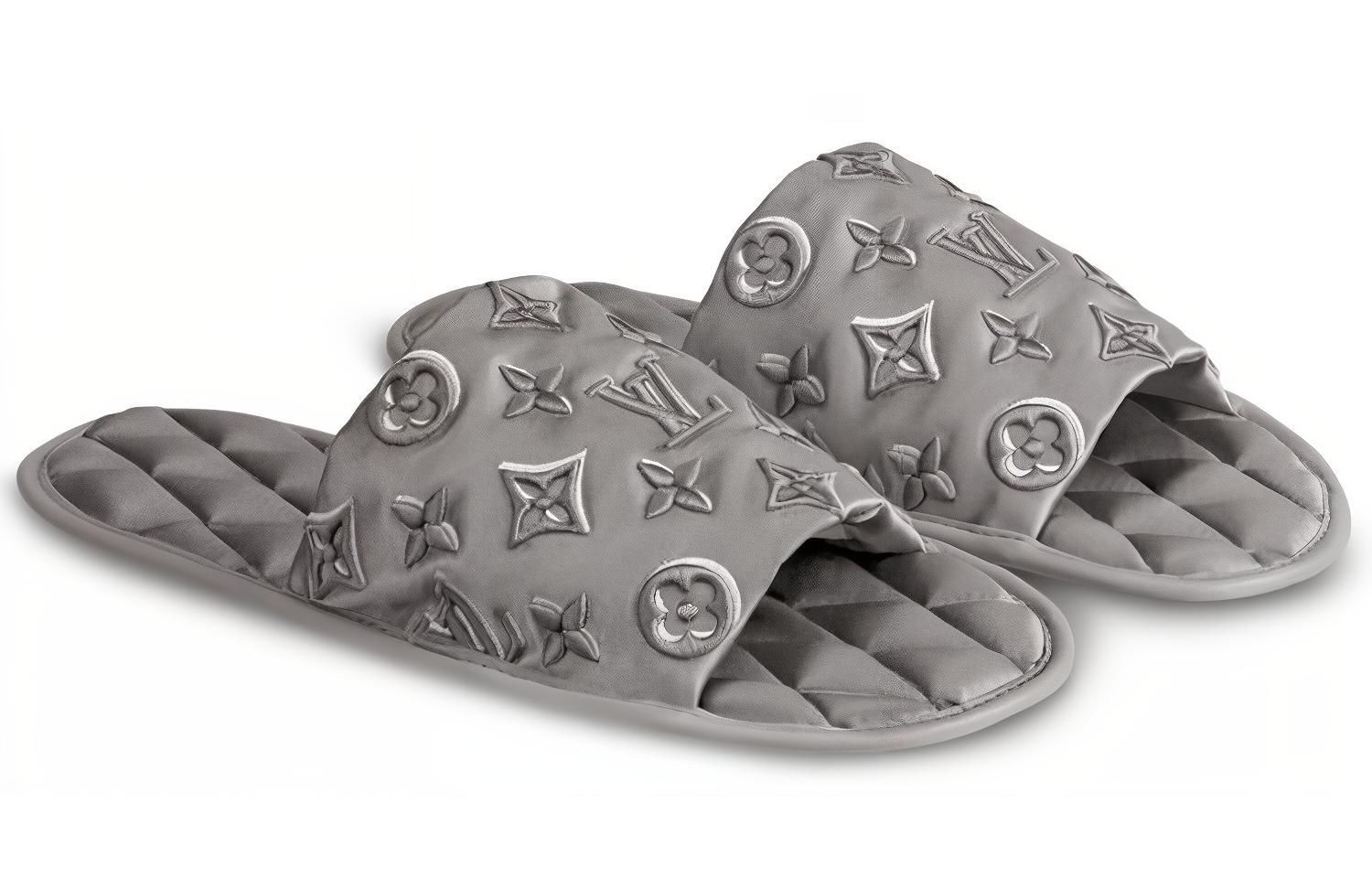Lookbook (W) Pantuflas Louis Vuitton Homey Monogram 'Satén Gris Bordado' 1A5SZ9