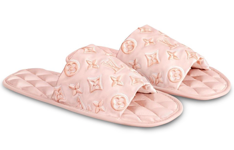 Shop (W) Pantuflas Louis Vuitton Homey Monogram 'Satin Rosa Claro Bordado'. 1A5SZD