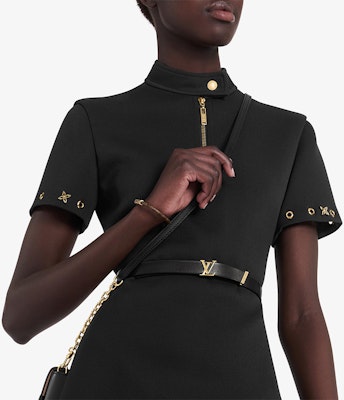 (W) LOUIS VUITTON Sabuk Kulit Hitam Initiales Lebar 2cm M9578 Shop (W) LOUIS VUITTON Sabuk Kulit Hitam Initiales Lebar 2cm M9578