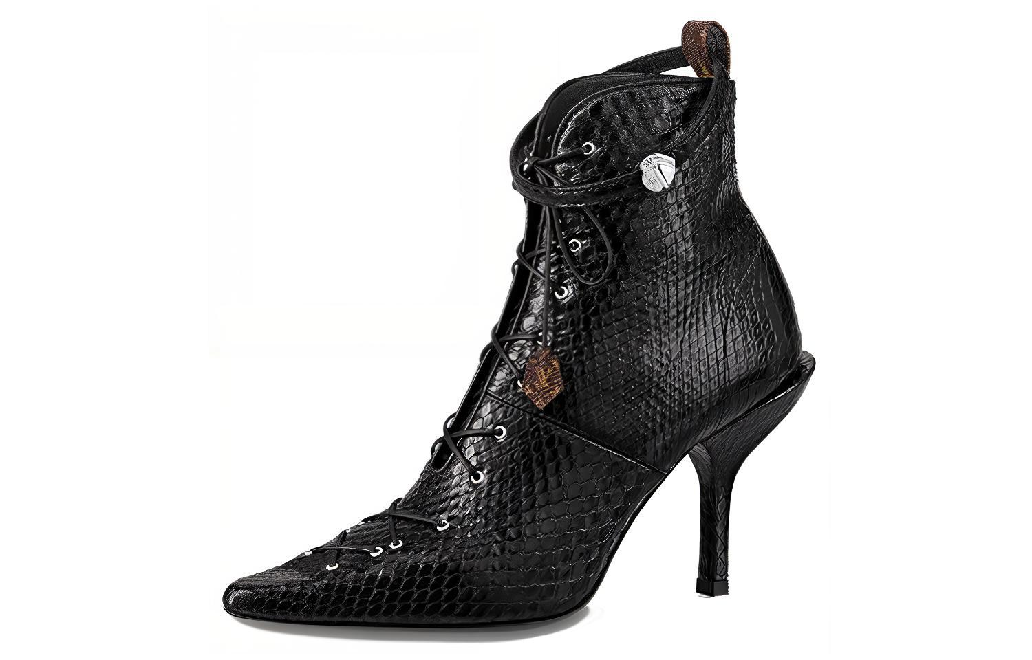 (Women) Louis Vuitton Janet Boot 'Black Leather Lace-up' 1A57HI