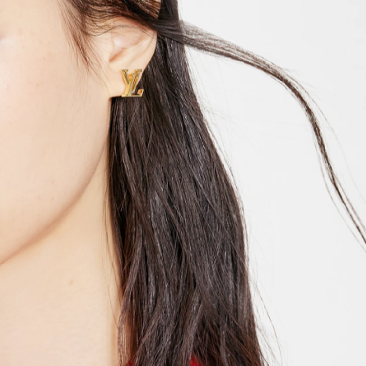 (Women) Louis Vuitton Large Logo Gold Metal Earrings for Women M00610 圖 4