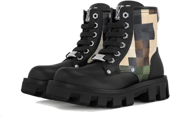 (Women) Louis Vuitton Leather Round Toe Lace-Up Chunky Sole Short Boot 'Black Martin' 1ACNF0 Lookbook (Women) Louis Vuitton Leather Round Toe Lace-Up Chunky Sole Short Boot 'Black Martin' 1ACNF0