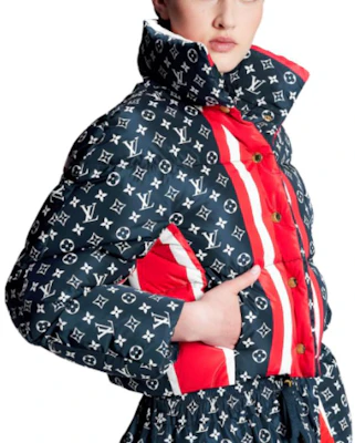 (W) Chaqueta Louis Vuitton Azul Marino de Manga Larga con Estampado de Logo 1AC1CX Purchase (W) Chaqueta Louis Vuitton Azul Marino de Manga Larga con Estampado de Logo 1AC1CX