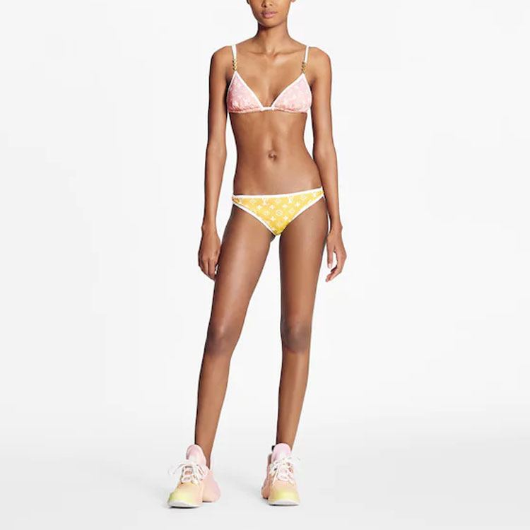 Lookbook (W) LOUIS VUITTON 低腰比基尼泳褲 黃色. 1A8RN2