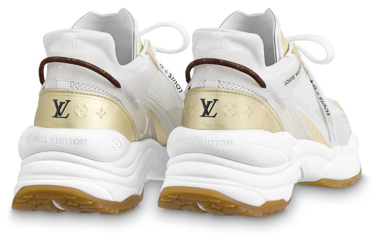 Shop (W) Louis Vuitton LV Run 55 Sepatu 'Putih Emas' 1AAP5T