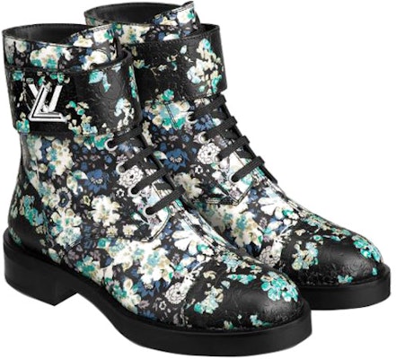 (Women) Louis Vuitton LV Wonderland Printing Small Cowhide Flat Blue Black 1A5LX7 Lookbook (Women) Louis Vuitton LV Wonderland Printing Small Cowhide Flat Blue Black 1A5LX7