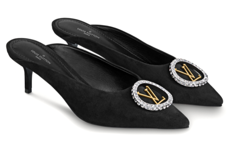 Lookbook (W) Sandal Louis Vuitton Madeleine 'Hitam Kasual Fashion' 1A8551