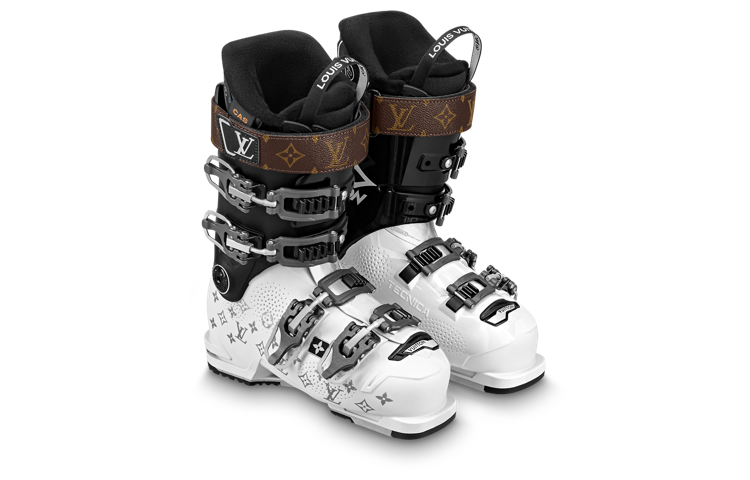 Lookbook (Women) Louis Vuitton Mid-Top Outdoor Boot 'Fashion Buckle White' 1A9QKW