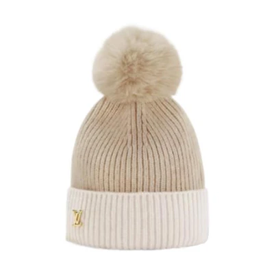 (Women) Louis Vuitton Monogram Beanie Women Brown M79396