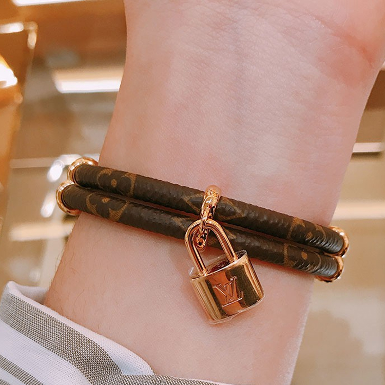 Purchase (W) 루이 비통 모노그램 킵 잇 트와이스 캔버스 뱅글 골드 M6640F