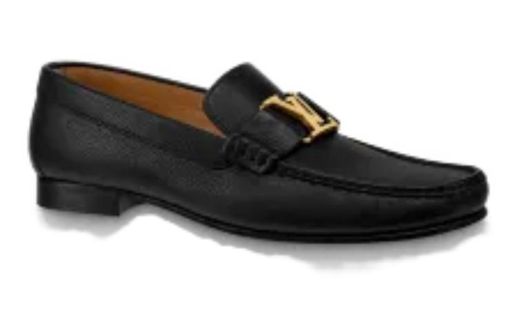Order (W) Louis Vuitton Montaigne ''Baskets Mode Noir en Cuir Grainé de Veau'' 1A4OTO