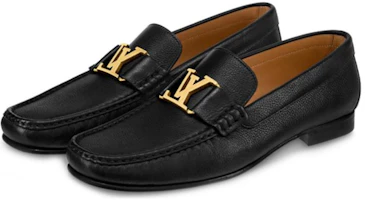 Shop (W) Louis Vuitton Montaigne 'Sepatu Sneaker Datar Grain Calfskin Hitam' 1A4OTO