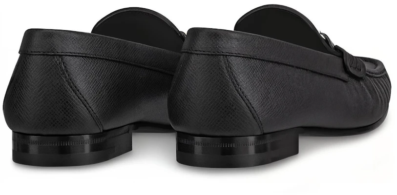 (W) Louis Vuitton Montaigne Taïga Loafer 'Kulit Hitam' 1A57WO Lookbook (W) Louis Vuitton Montaigne Taïga Loafer 'Kulit Hitam' 1A57WO
